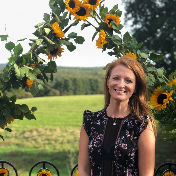 Meet your Posher, Karla - Picture 1 of 1